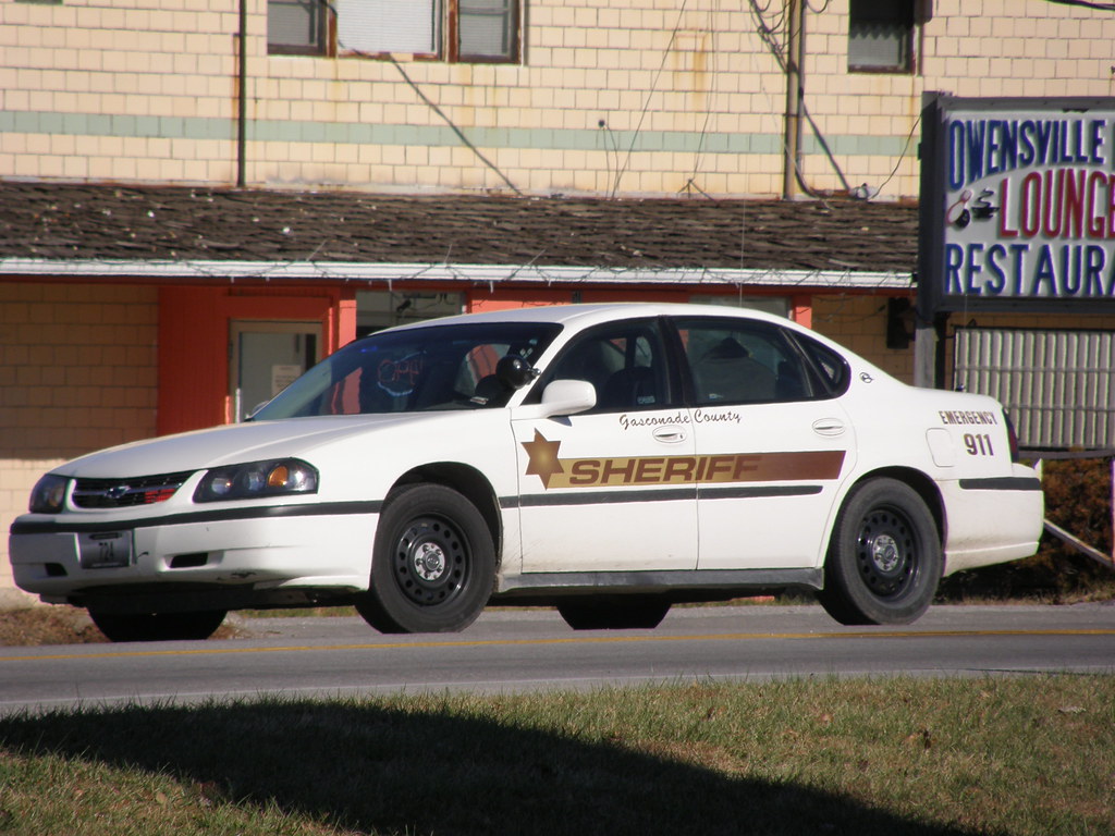 Gasconade County Sheriff Car fire in Owensville at Owensvi… Flickr