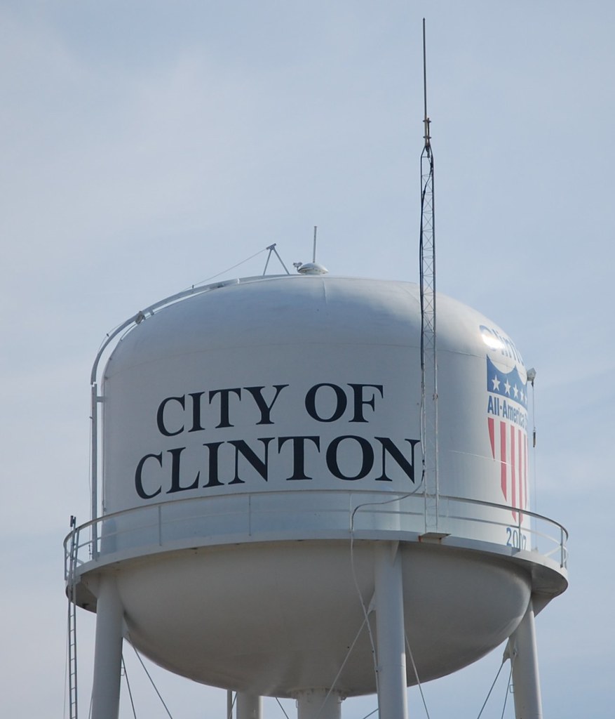 Clinton Water Tower Sampson County, North Carolina Donald Lee