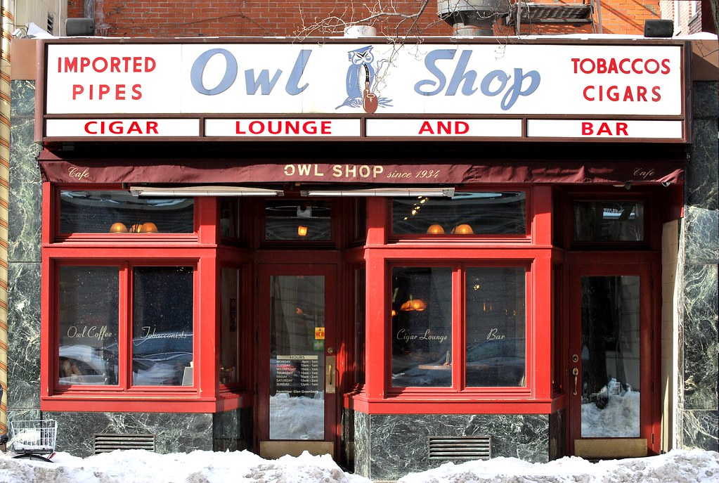 Owl Shop, New Haven, CT On College Street, next to the Anc… Flickr