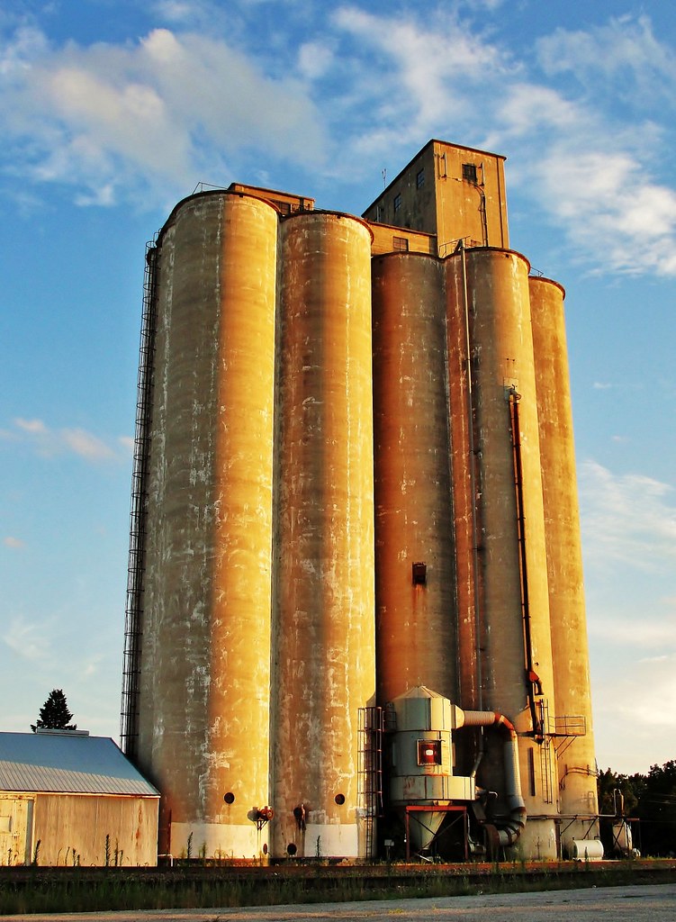 Farmer's Coop Creston, Iowa Lights in my hometown Flickr