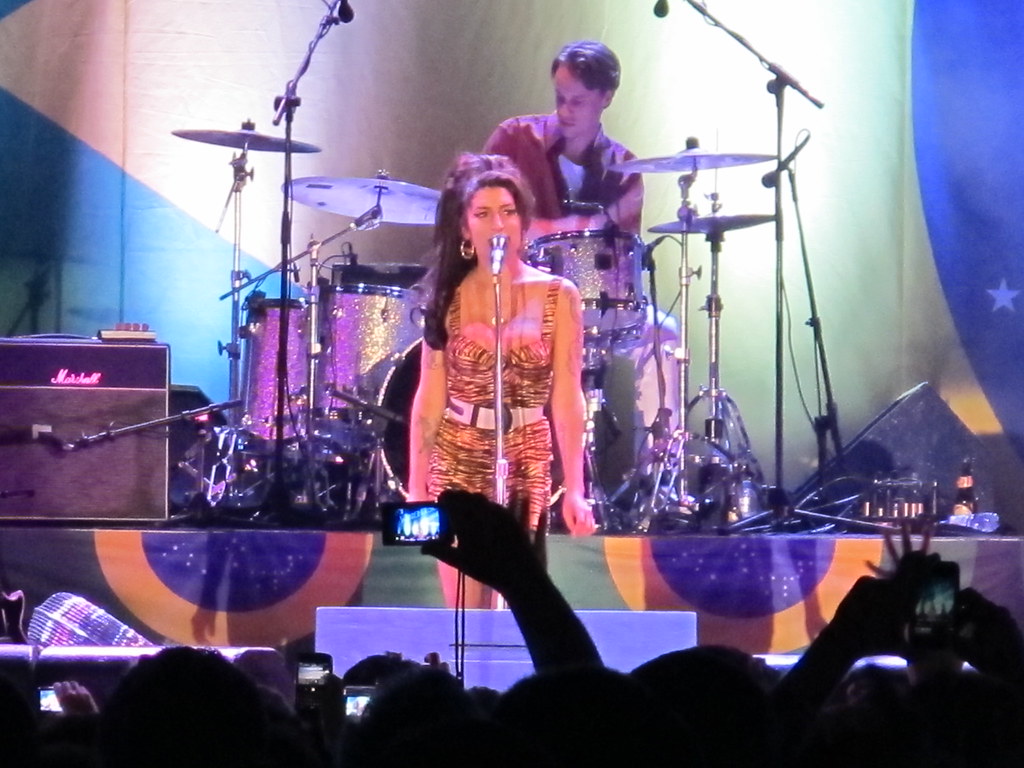 Amy Winehouse HSBC Arena, Rio de Janeiro. 10.01.2011 costa