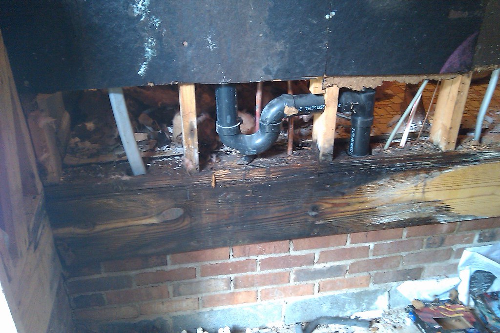 Washer hookup Water Damage BACK.jpg Leaking valves and hos… Flickr