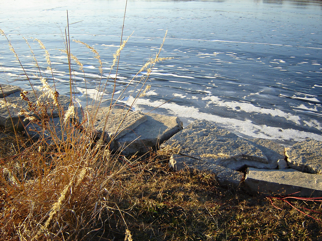 Lake Glenview 17 The water is solid ice. Mary Anne Enriquez Flickr