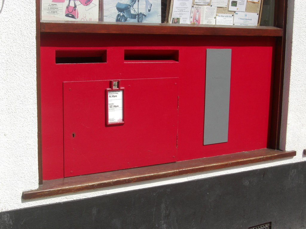 EX11 136 Ottery St Mary Post Office East Devon Close up of… Flickr