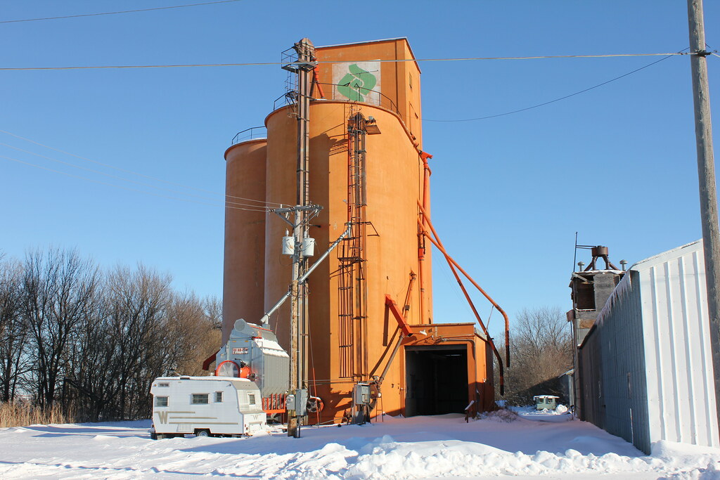 Grain Elevator Montgomery, IA Tom McLaughlin Flickr