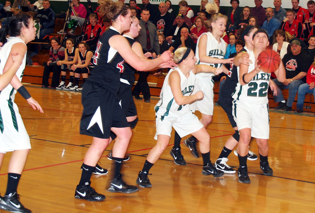 Silex vs. Community RVI 11411 Trib photo by Jerry Hic… Flickr