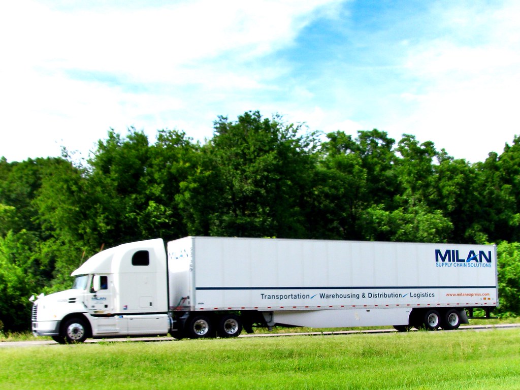 Milan Express Mack with new logo trailer tnsamiam Flickr