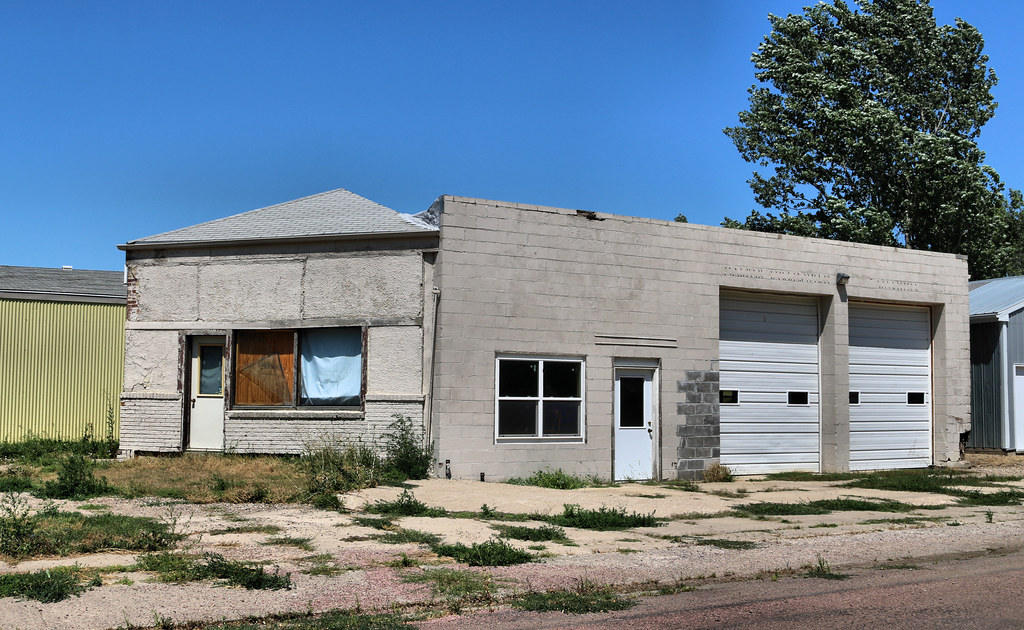 Gas Station Kimball, SD Tom McLaughlin Flickr