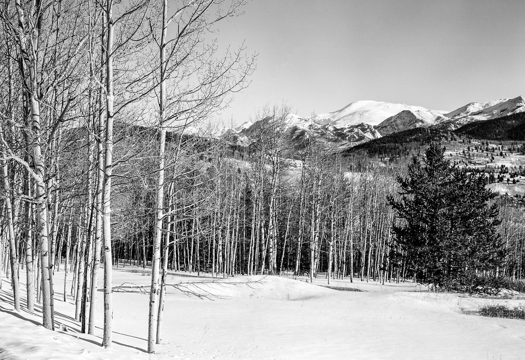 05000003 Victor Colorado view of Pikes Peak. Chris Augliera Flickr