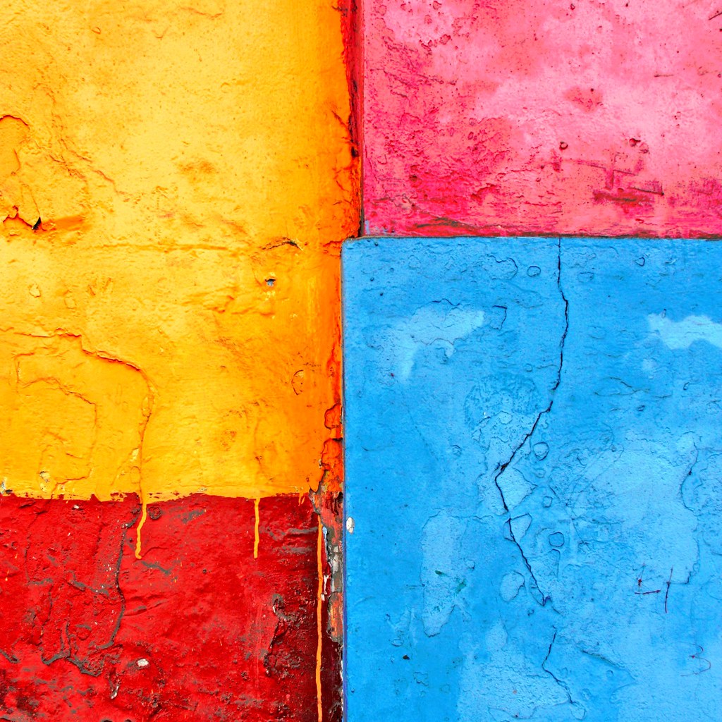 playing with colorful walls in Lima, Peru José Eduardo Silva Flickr