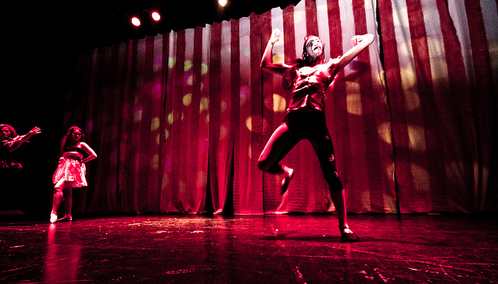 019 bathtub gin Bathtub Gin brought House Music, Circus Ar… Flickr