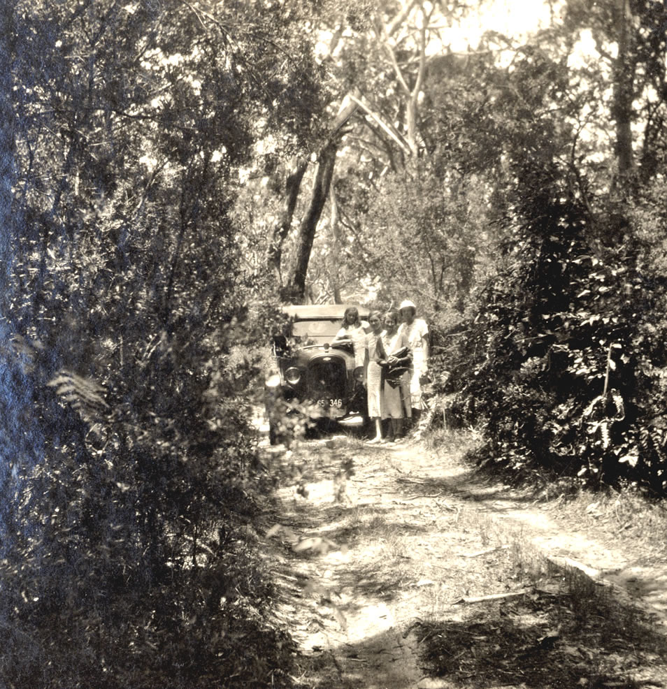 Road to Soldiers Point, Port Stephens, NSW, Australia, 193… Flickr