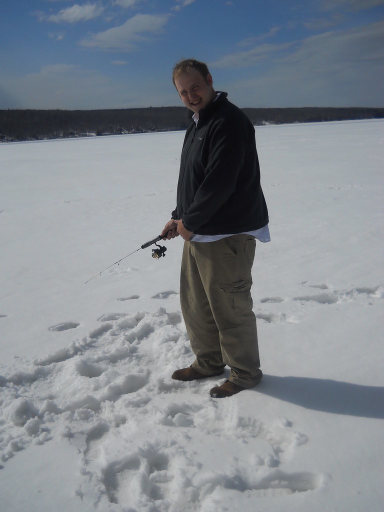 3/31/11 Ice fishing on Lake Chateaugay in Northern New Yor… Flickr