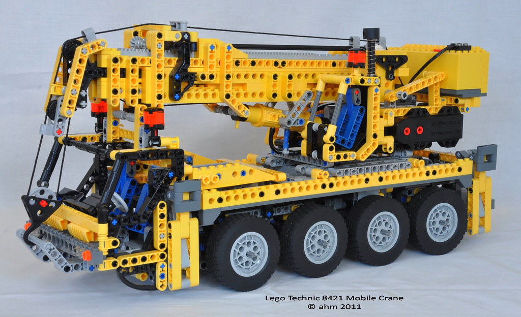 Lego Technic 8421 Mobile Crane Lego Technic 8421 Mobil… Flickr