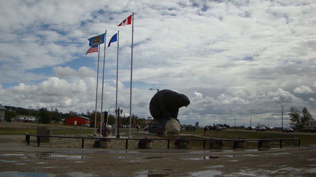 017 Alberta Beaverlodge Giant Beaver Sculpure 15 ft … Flickr