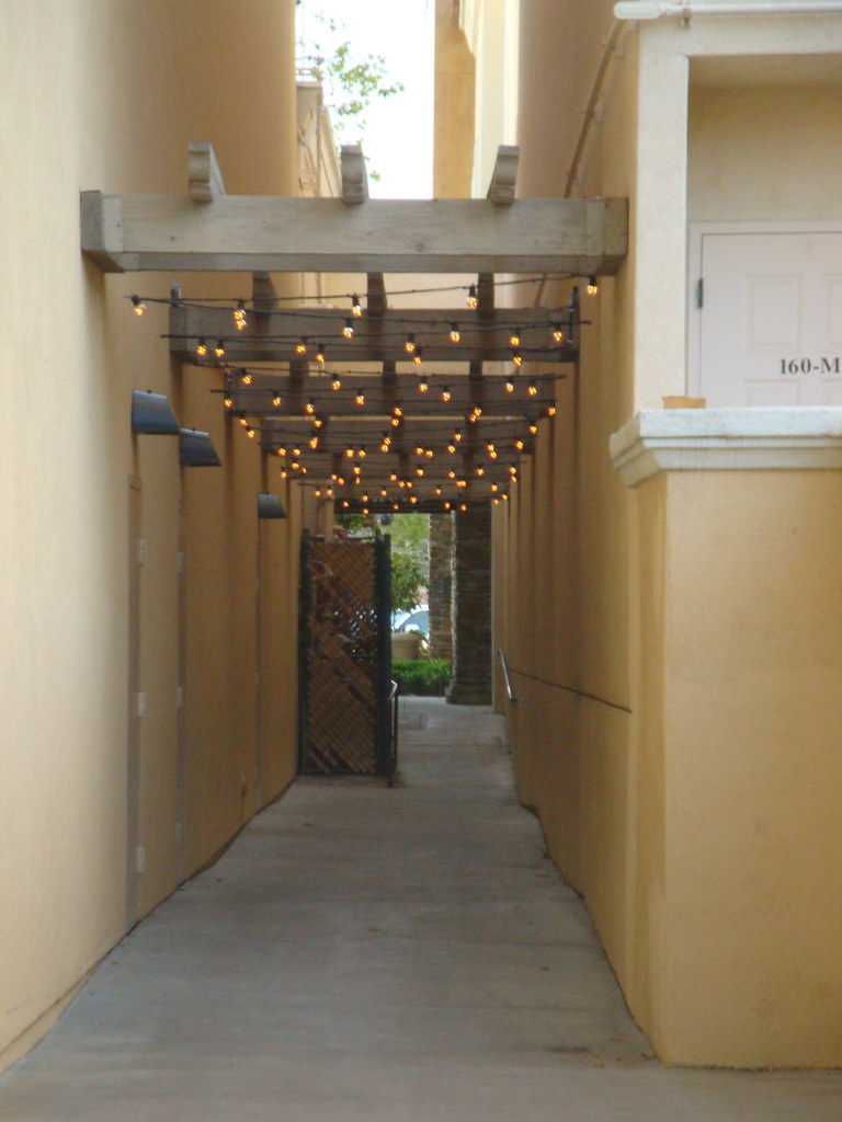 Weslake Promenade Back alley entrance Westlake Village, CA