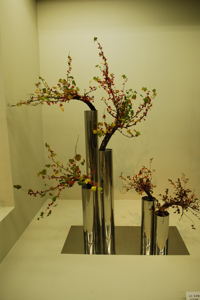 Ikebana Exhibition in Osaka These pictures are from the Os… Flickr