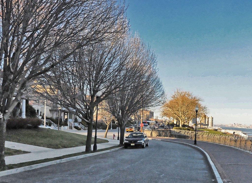Blvd East and Hamilton Place in Weehawken 2011 Now and … Flickr