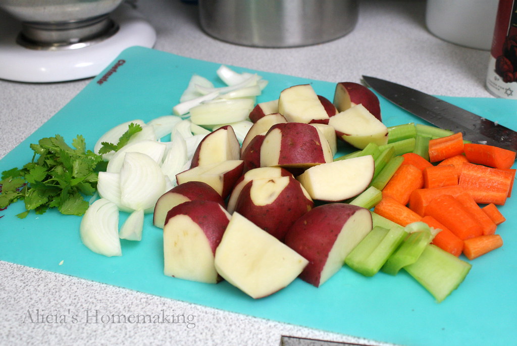 Fresh cut veggies Alicia's Homemaking Flickr