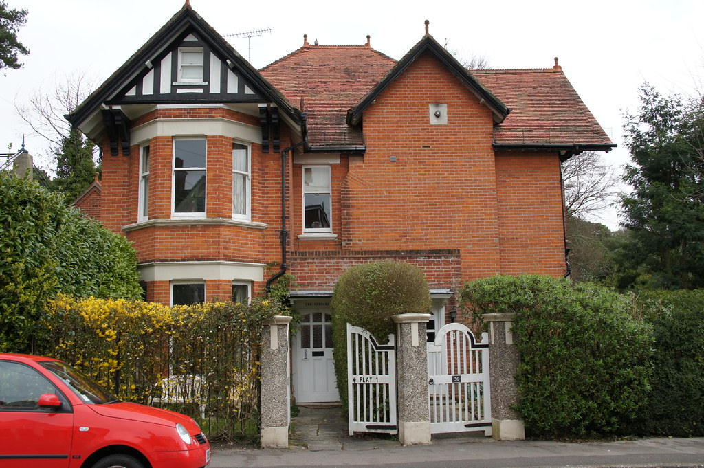 Carisbrooke House, 36 Studland Road, Westbourne, Bournemouth a photo