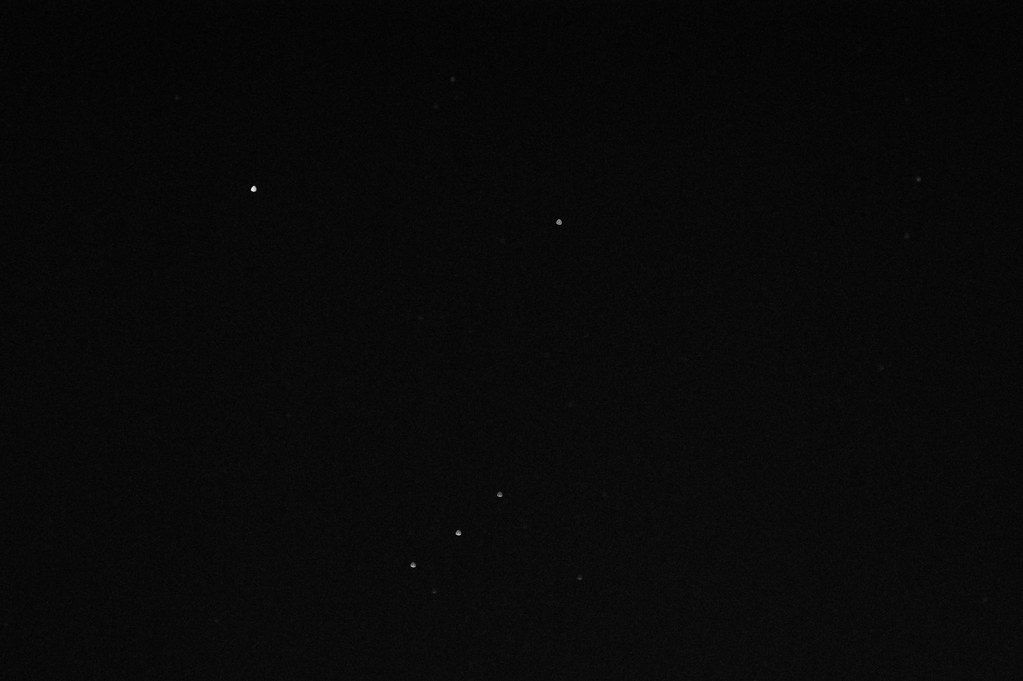 orions belt and betelgeuse Liam Flickr
