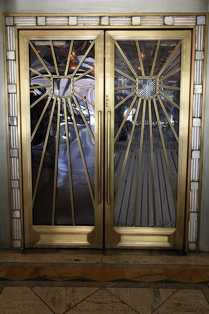 Art Deco Doors, Oviatt Building One of these two doors sti… Flickr