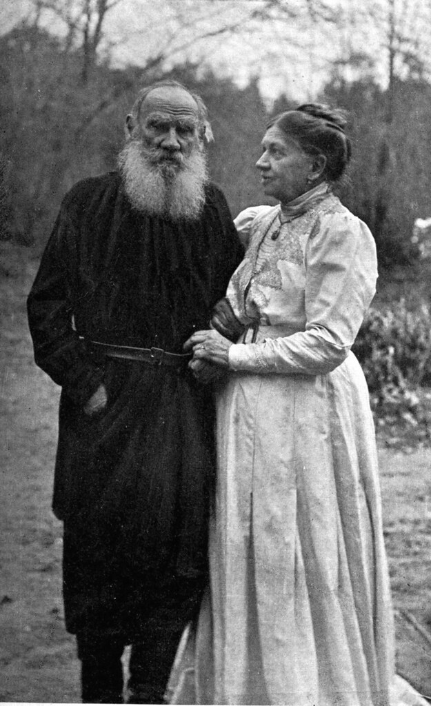 Leo Tolstoy with his wife Sophia (1910) Jim Forest Flickr