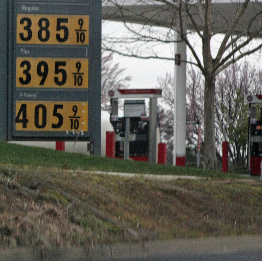 Gas Prices Gas prices in Cameron Park, California, as of t… Flickr