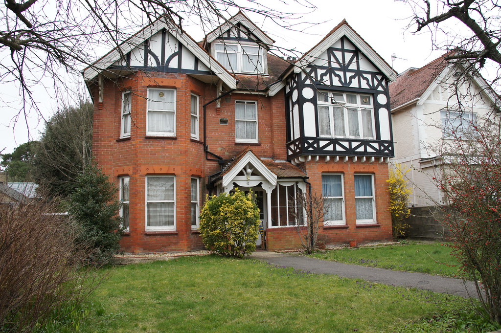 Inglenook, 42 Alumhurst Road, Westbourne, Bournemouth a photo on Flickriver