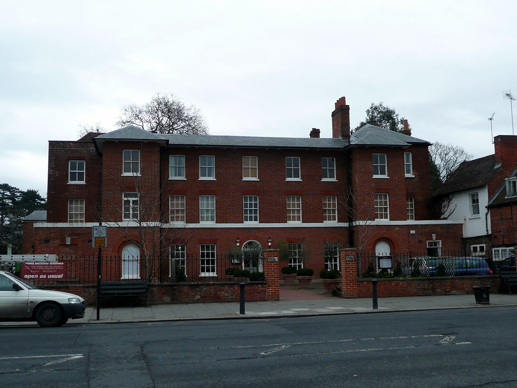 Montague House Montague House, Broad Street, Wokingham. Da… Flickr