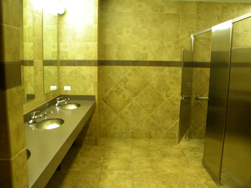 Restroom! Cameron University (new student union) Lawton, O… Flickr