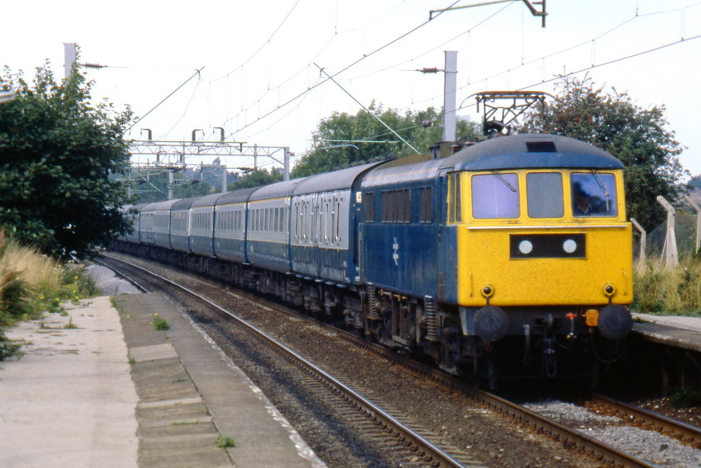 86251_1979_09_Lea_Hall 86251 heads south on the Birmingham… Flickr