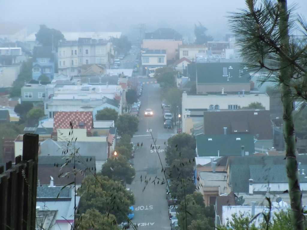Prentiss Street Bernal Heights San Francisco a foggy late … Flickr