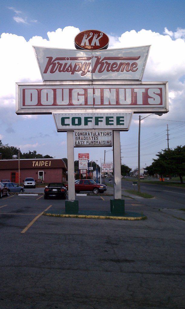 Krispy Kreme Salem VA Vintage sign. Melrose Avenue, Sale… Flickr