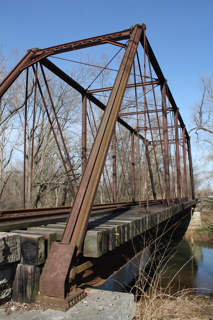 Valley Creek Railroad Bridge (Elizabethton, Kentucky) a photo on