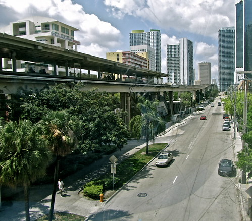 Brickell Station | @Dailyshoot #ds524 Make a photograph that… | Flickr