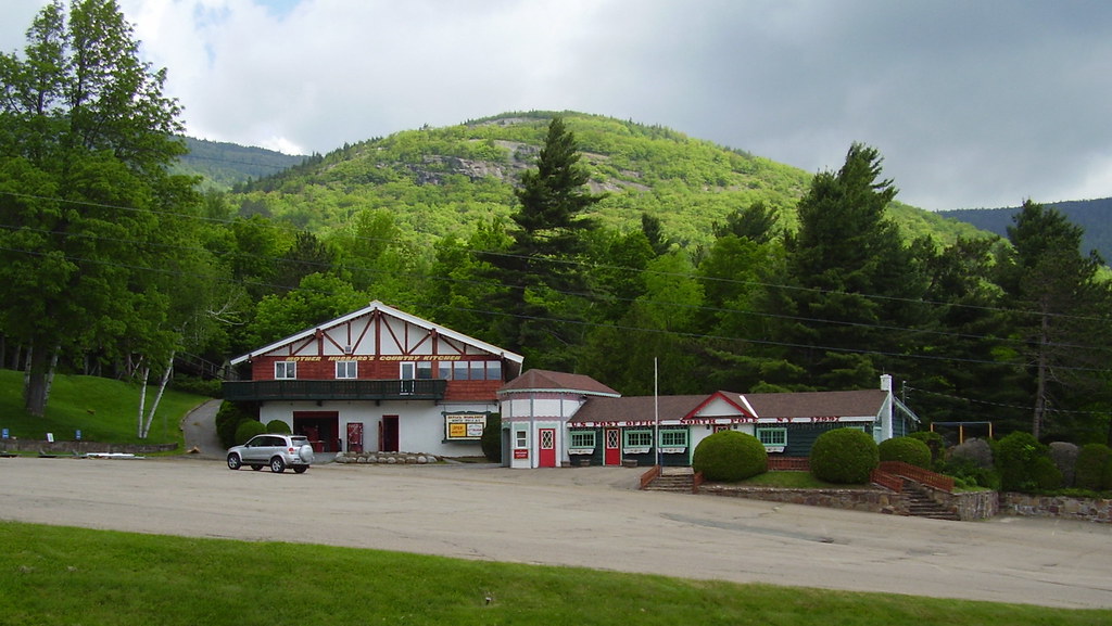 North Pole, New York U.S.A. June 2011 Santa's village, N.Y… Flickr