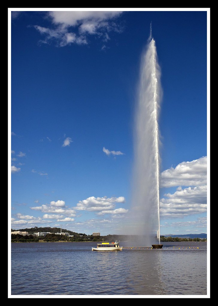 Captain Cook Fountain Canberra2= Captain Cook Fountain Ca… Flickr