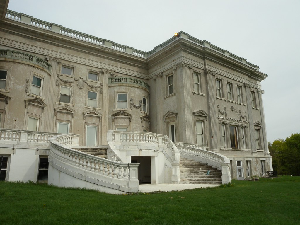 Mills Mansion Dana Laird Flickr