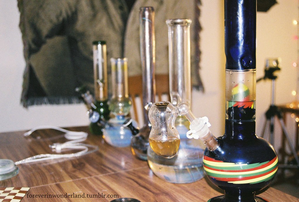 Bongs wonderlandforever Flickr