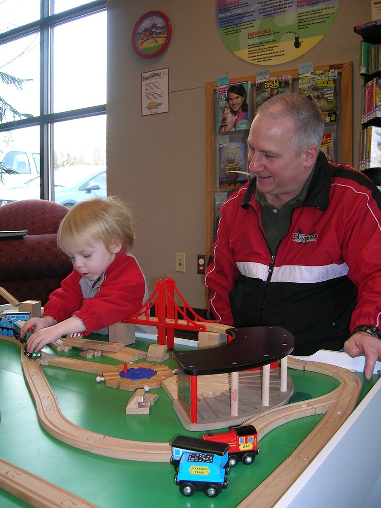 CheneyLibrary_09 SpokaneCountyLibraryDistrict Flickr