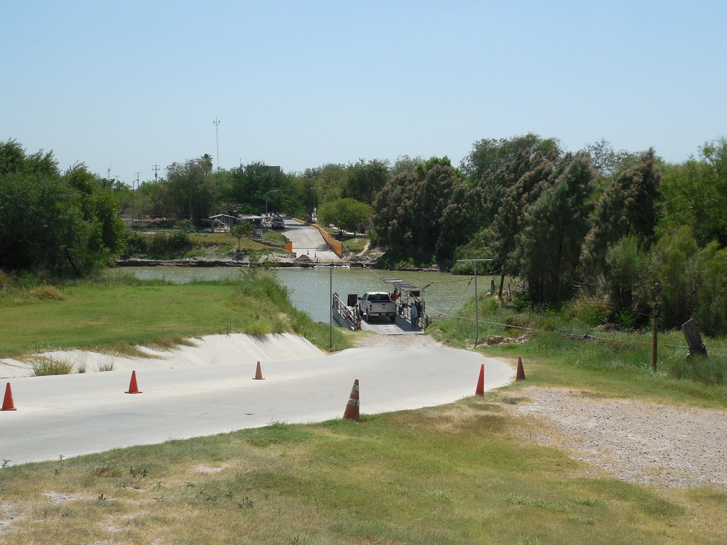 The International Ferry Los Ebanos, Texas The only ferry c… Flickr