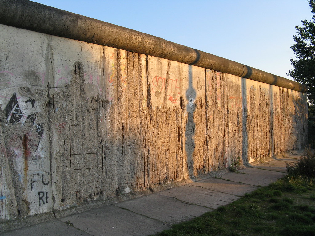 Berlin Wall fragment, Bernauer Straße, Berlin Michael Day Flickr