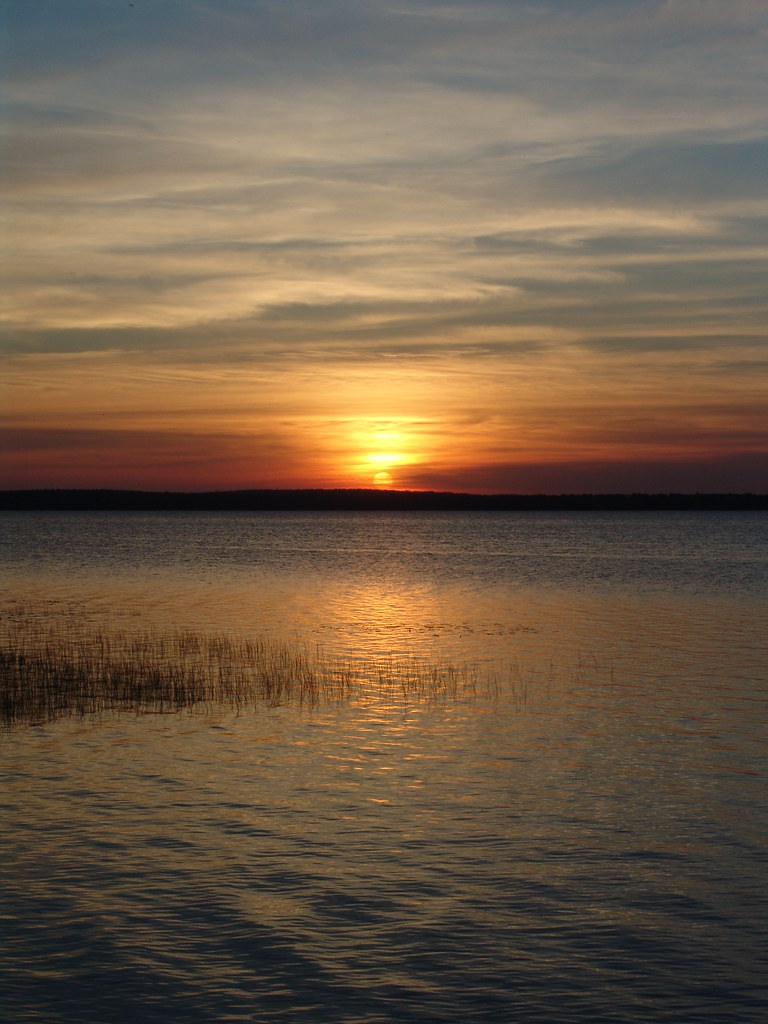 Lac Vieux Desert sunrise Joshua Granius Flickr