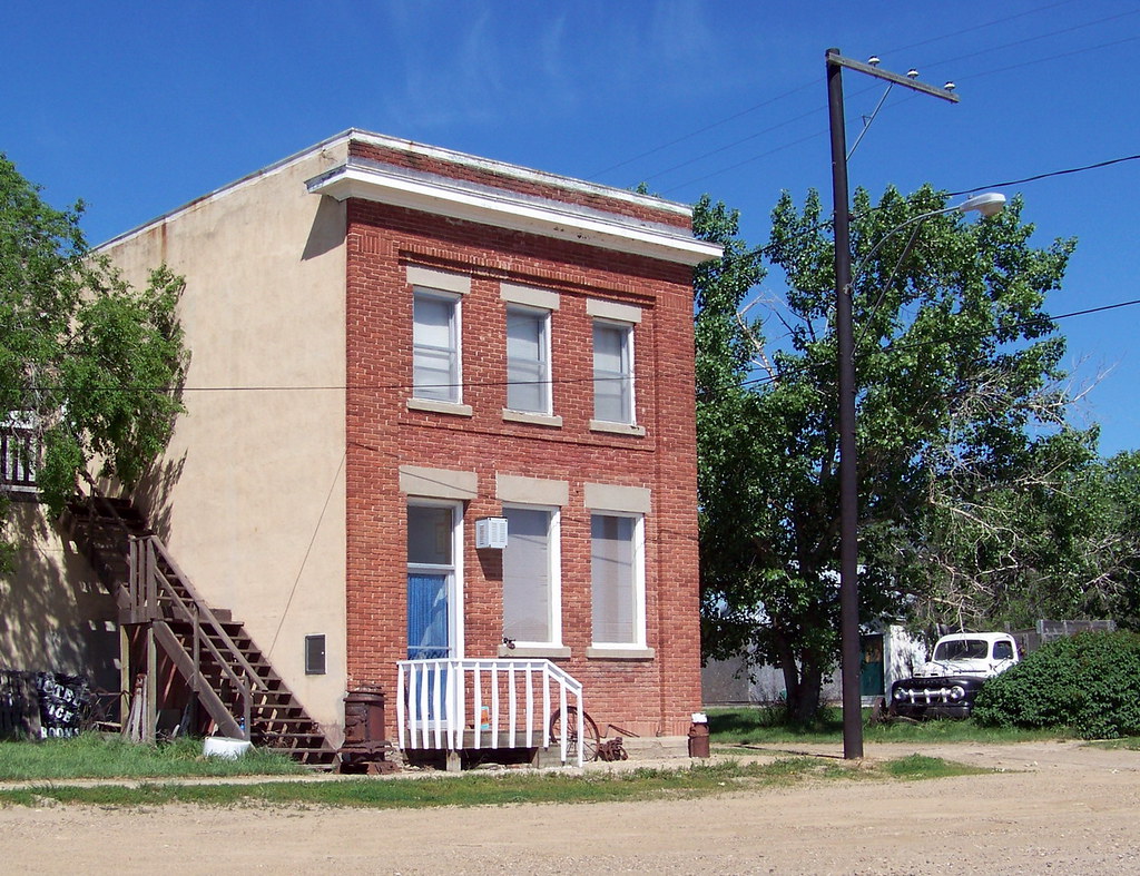 SKSW11g3O Downtown Cadillac, Saskatchewan Old redbrick co… Flickr
