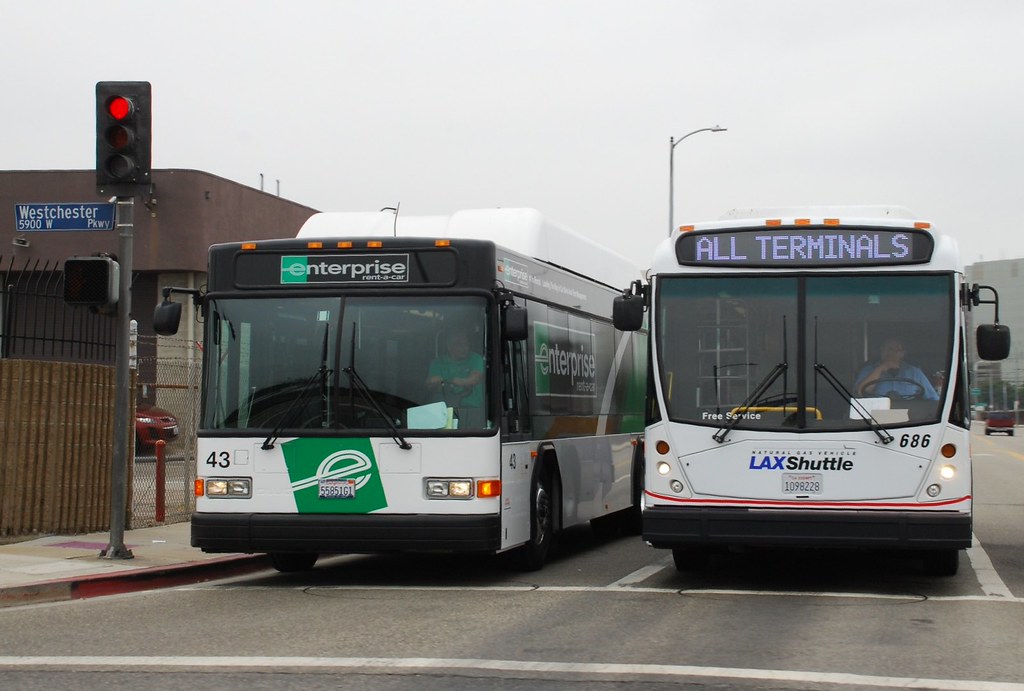 Airport Buses Enterprise Rent a Car Gillig and LAX NABI bu… Flickr