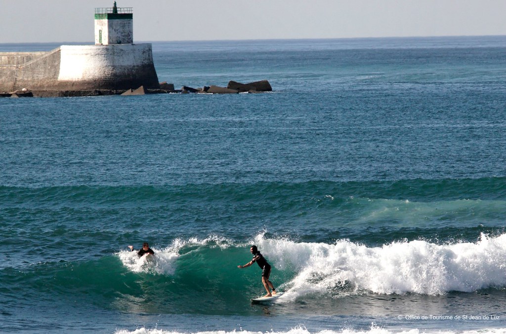 Surf © Office de Tourisme de SaintJeandeLuz Des surfeur… Flickr