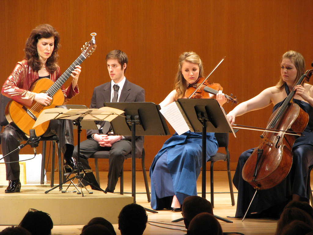 Sharon Isbin, guitar & Salome Chamber Orchestra Sharon Isb… Flickr