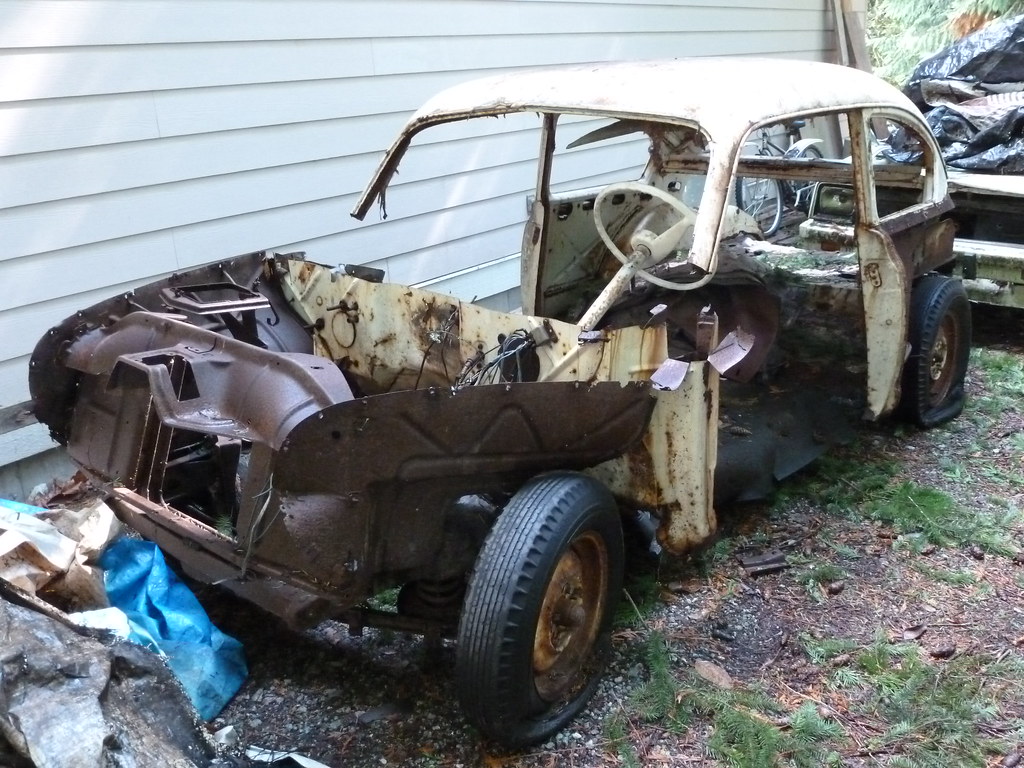 Henry J parts car NVR_DUN Flickr