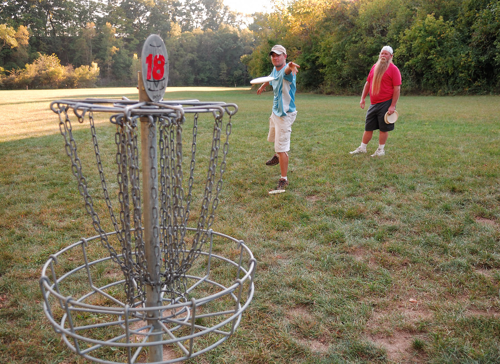 DISC GOLF Brian Henry of Columbus, Ohio, takes a shot as P… Flickr